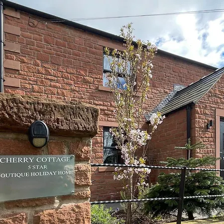 Holiday home Cherry *