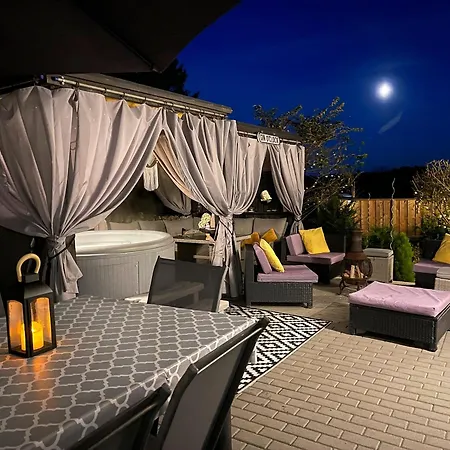 Holiday home Cherry *