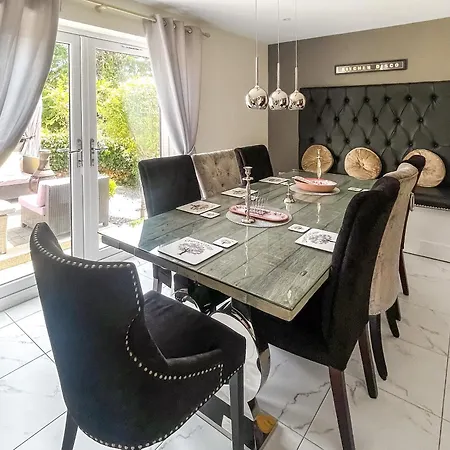 Cherry Holiday home Glassonby